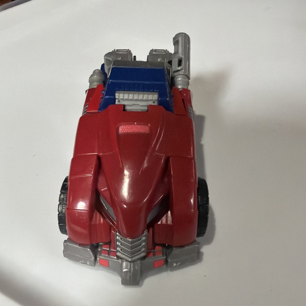 Transformers Cybertronian Optimus Prime Generations Deluxe Class WFC
